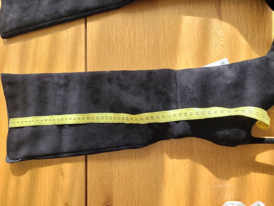 Дамски ботуши от велур