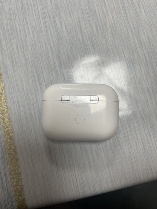 Airpods pro 2.