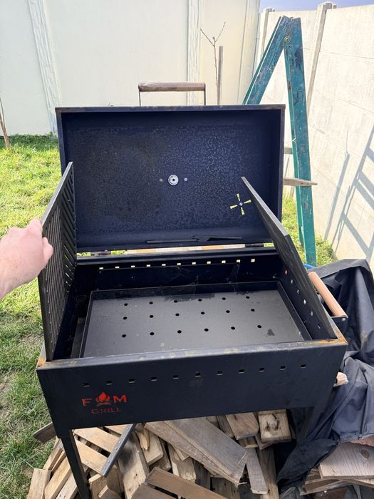 Gratar american din fonta