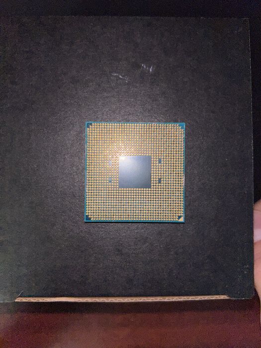 Ryzen 5 1600x + cooler stock nou