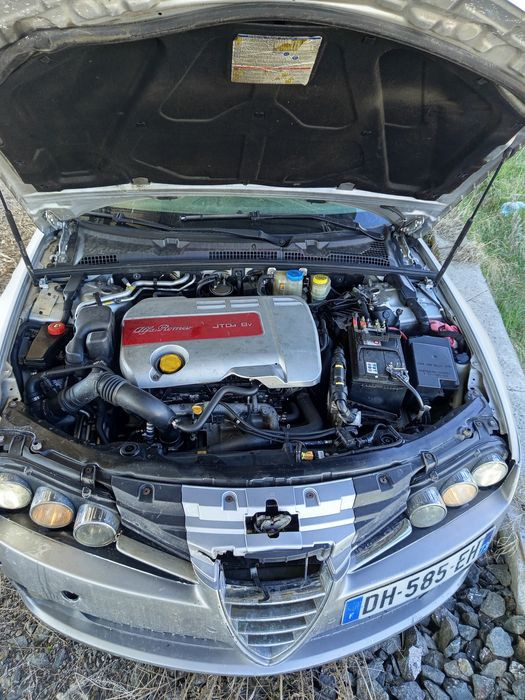 Alfa Romeo 159 1.9 jtd 120 коня