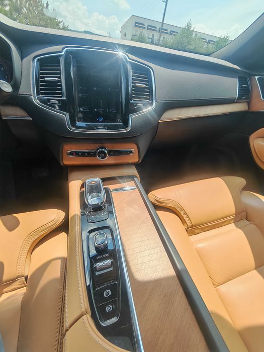 Cedez SRL cu TVA- Creditare 322.000 RON + Volvo XC90 Inscription 2020