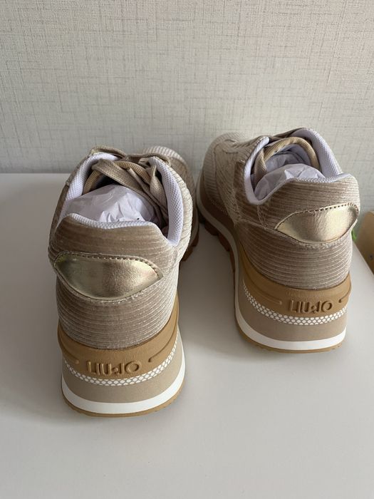 Сникърски Liu Jo AMAZING 23 с пайети