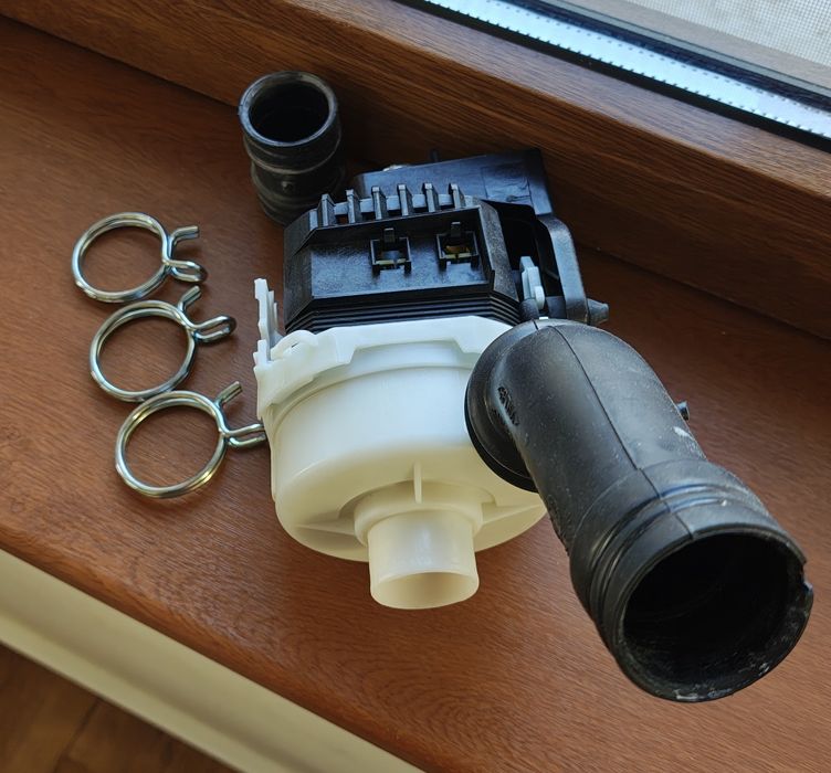 Pompa recirculare Arcelik Beko