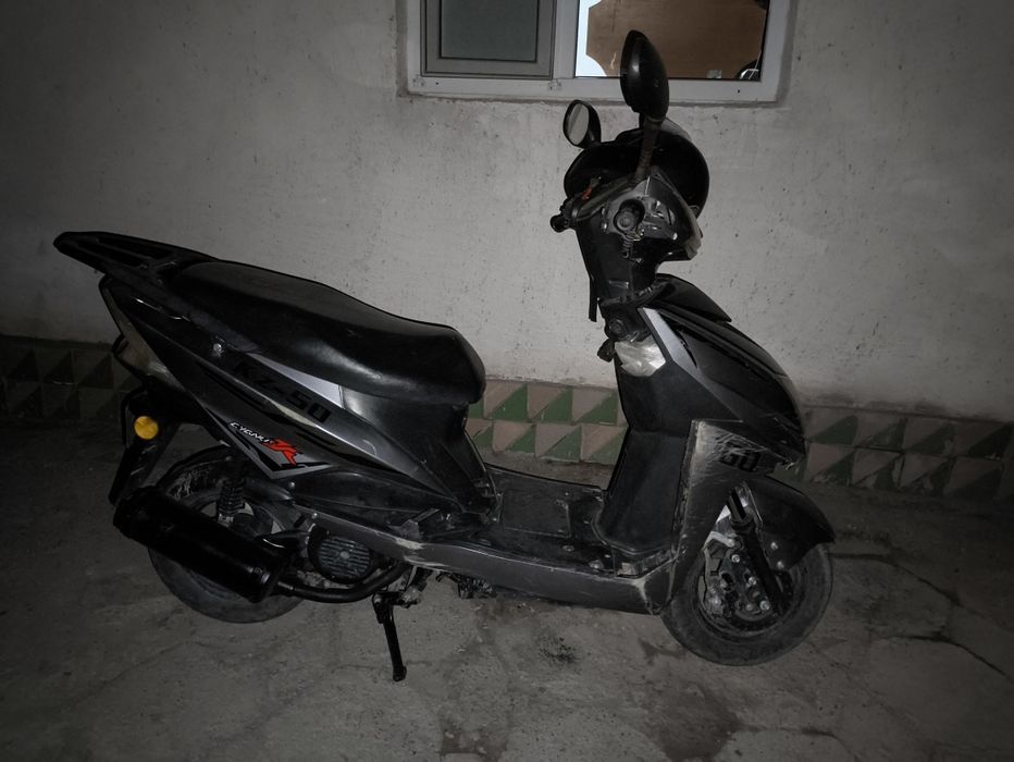 Продам  Скутер к50