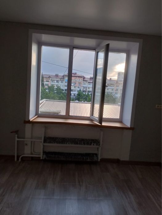 Продам комнату в центре общежитии