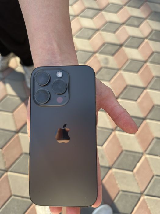 iPhone 15 pro.