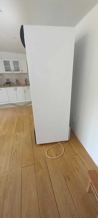 Продавам хладилна витрина