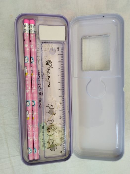 Моливник метален