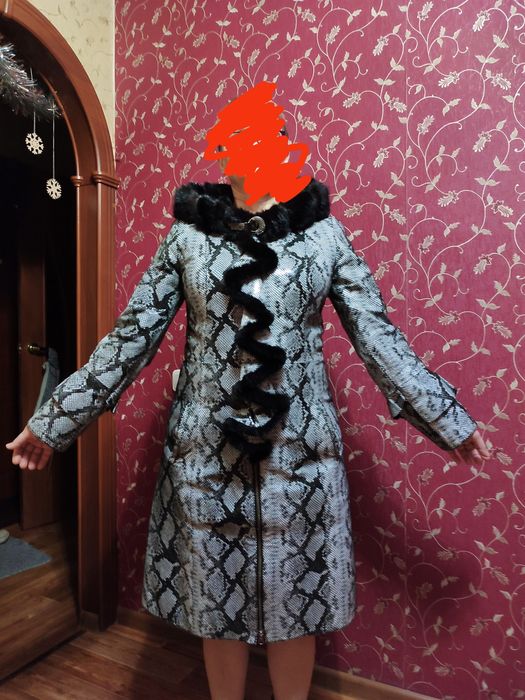 Дублёнка, размер М.