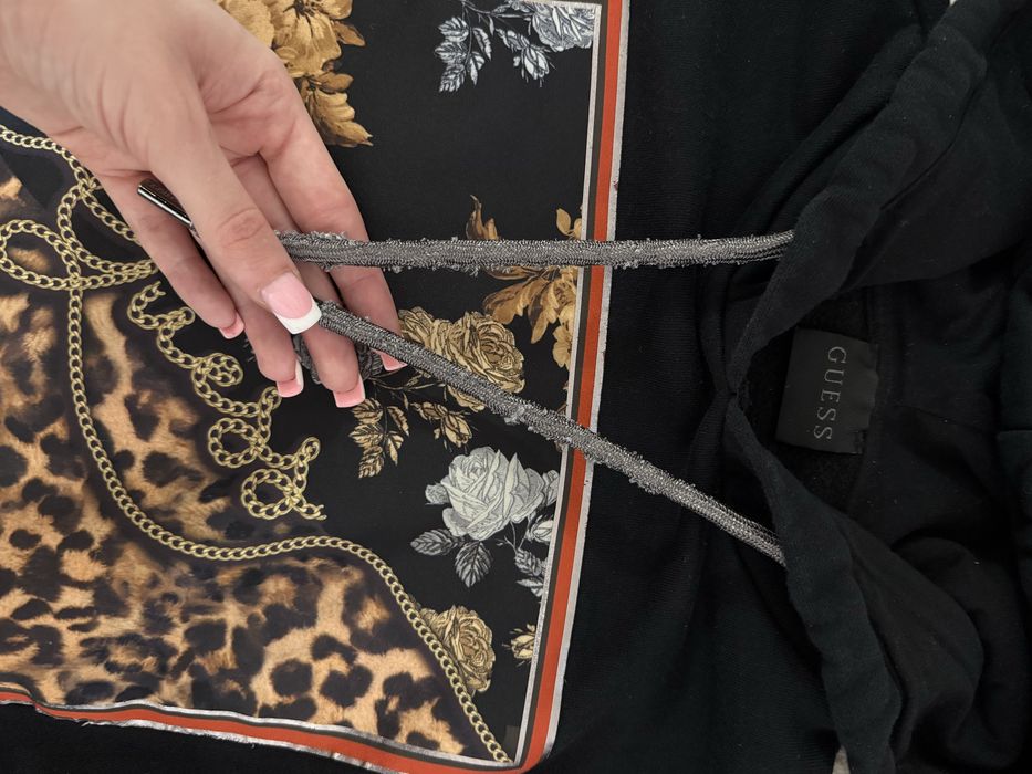 Оригинален суичър Guess