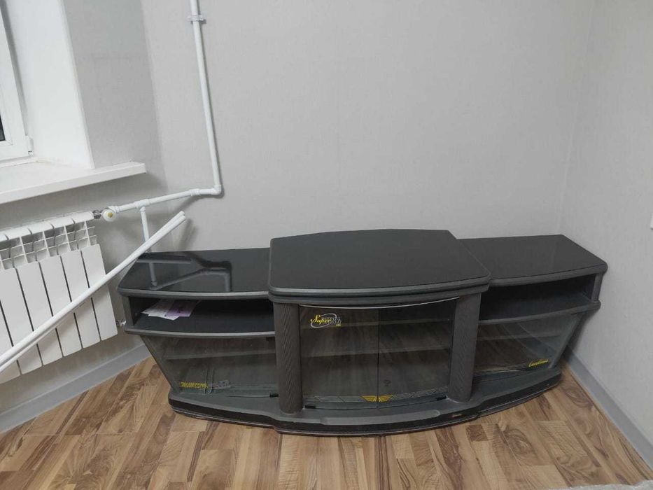 Подставка для телевизора