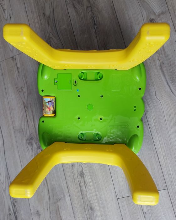 Măsuță interactiva de activități VTech Winnie in germană