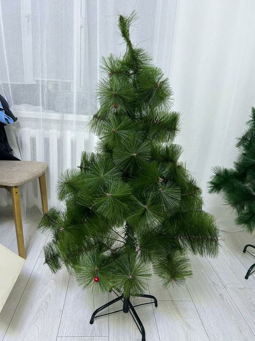 Продаю искусственную елку