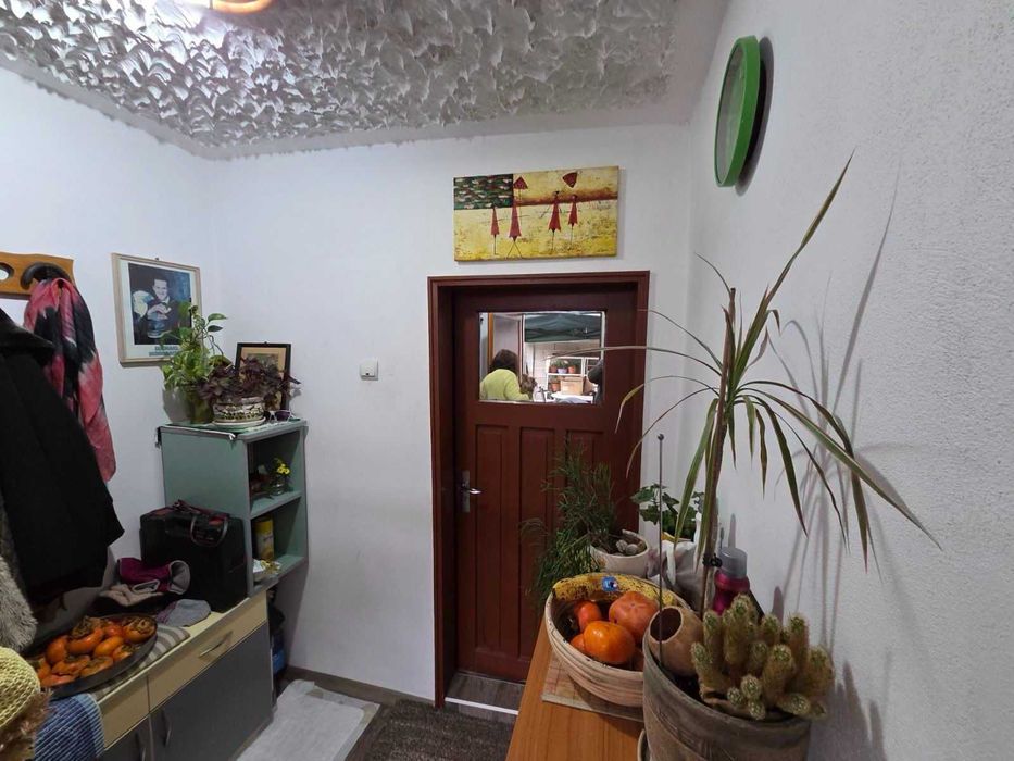 Продава се Къща в Казанлък - 54 кв.м за 1417 €/кв.м - Снимка #6