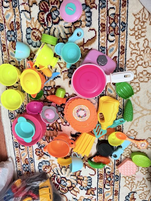 Отдам развеваюши игрушки детям
