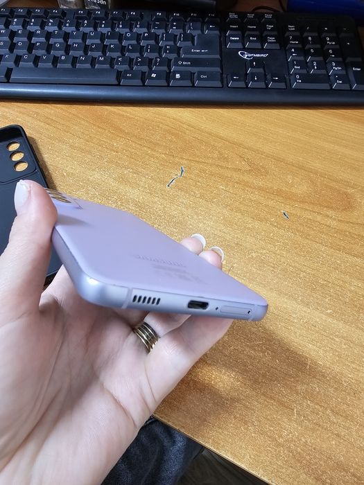 S21 FE 5G foarte bine întreținut