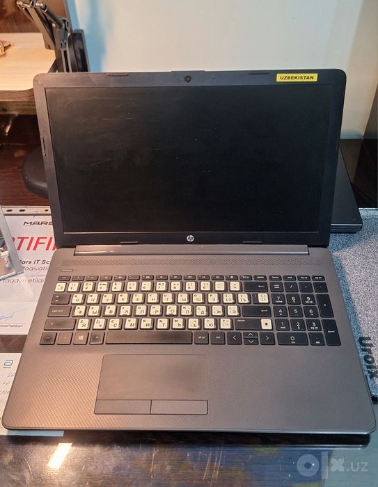 HP noutbuk 256/8, Ryzen 5,