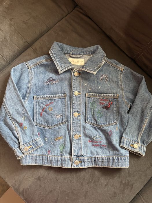 Детски дънкови якета на Zara