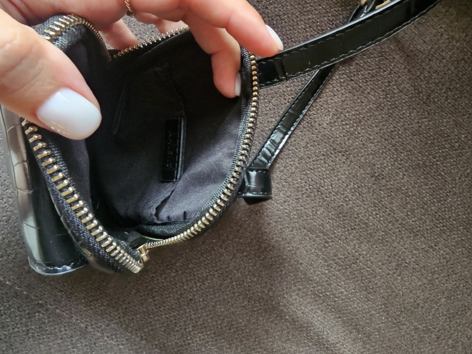 Черна малка чанта