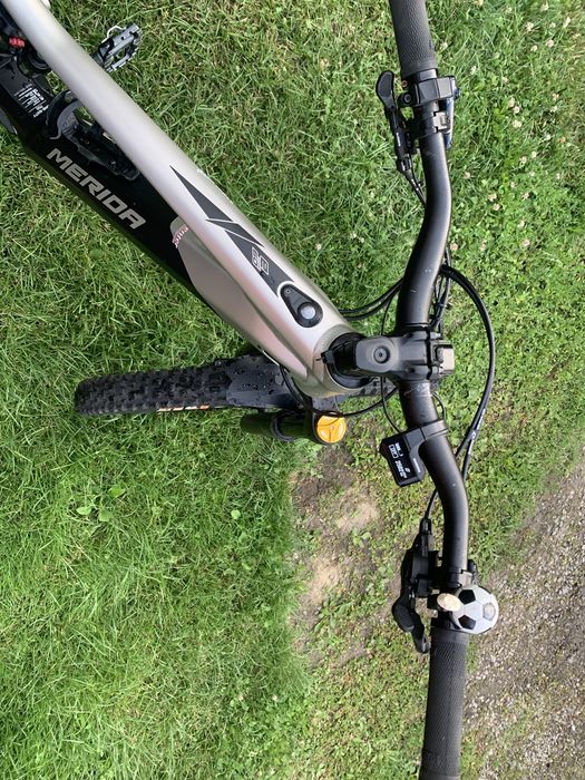 Bicicleta electrica Merida  700