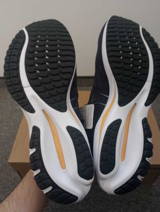 Mizuno Обувки за бягане Wave Rider 26, 45 EU
