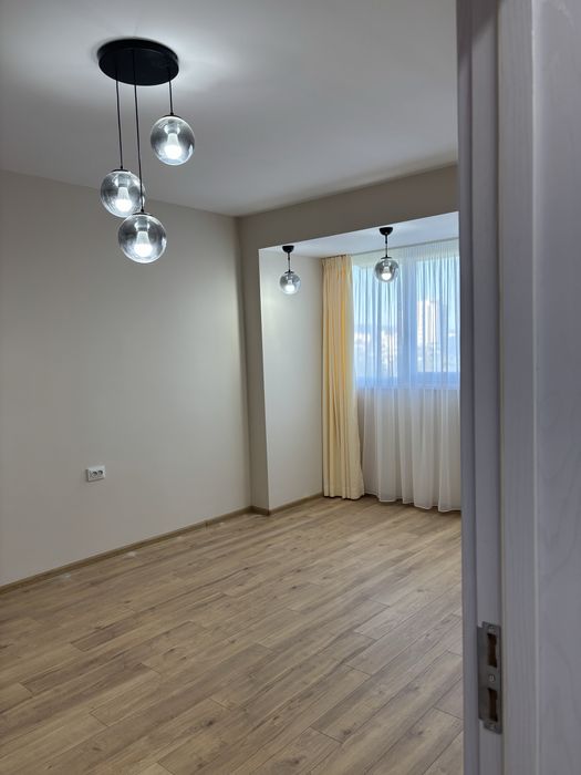 Дава се под наем Тристаен апартамент в Стара Загора, Център - 54 кв.м за 129671.07 € - Снимка #15