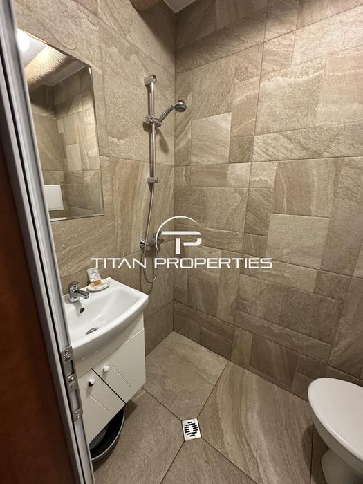 Дава се под наем Едностаен апартамент в Бургас, Зорница - 35 кв.м за 357 € - Снимка #4