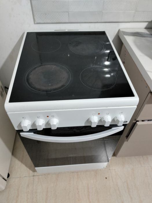 Плита в отличном состоянии