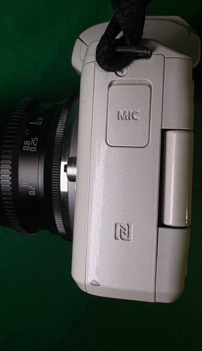 Camera Foto Canon M50 + obiectiv Manual TTArtisan 17mm F1.4 Wide Angle