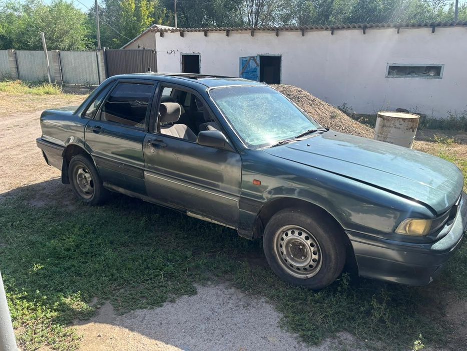 Галант 1991  1.8