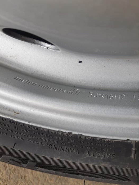 Диски на ниву 16 в отличном состоянии.