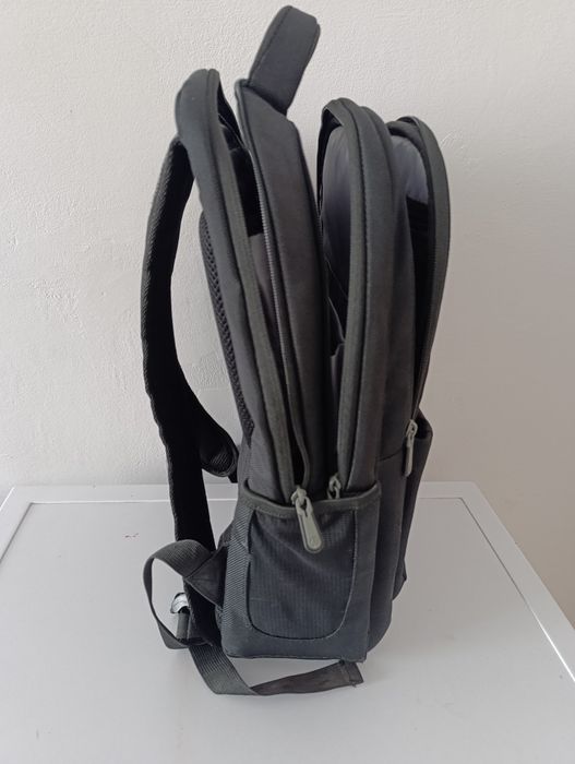 Ghiozdan laptop marca HP