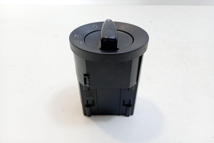 Bloc Lumini  1C0941531A Volkswagen VW Golf a 4-a generatie