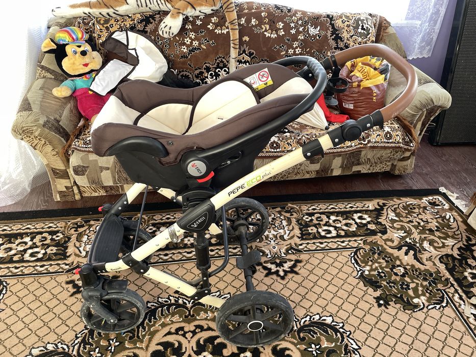 Продам детскую коляску