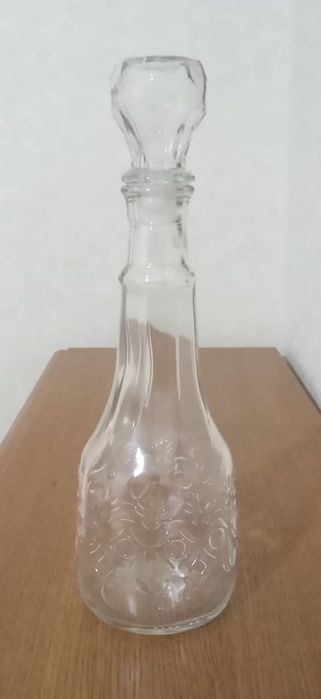 Стеклянный кувшин /графин б/у