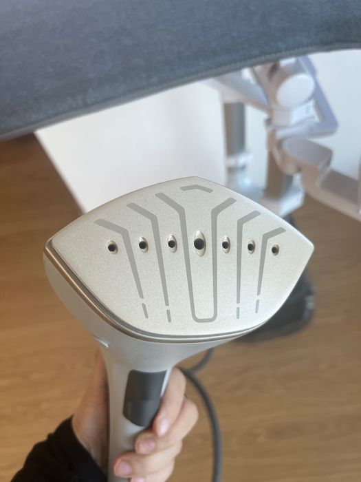 Уред за гладене на пара Philips