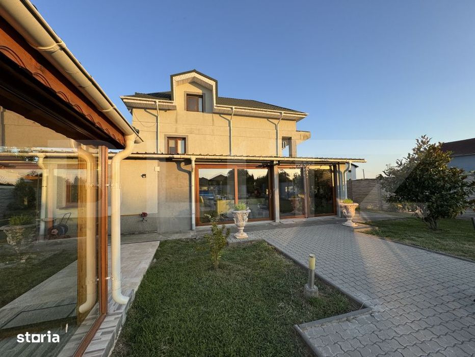 Casa P+E1+M, 255 mp utili, piscina, toate utilitatile, Braniste