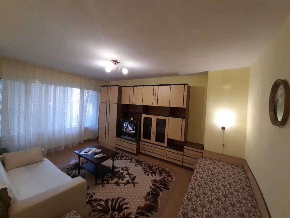 Дава се под наем Едностаен апартамент в Бургас, Изгрев - 49 кв.м за 153 € - Снимка #4