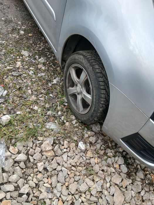 Ситроен ц 4 пикасо на части