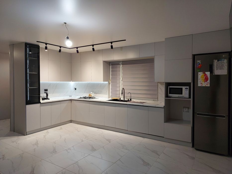 Продам 2 дома на одном участке