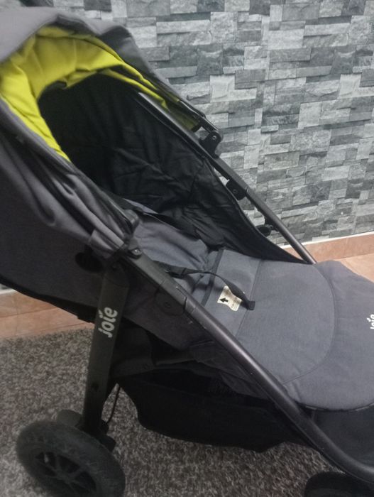 Căruț Joie sport
