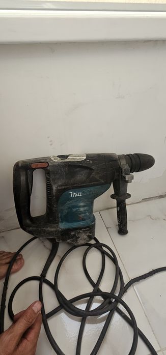 Перфоратор Makita