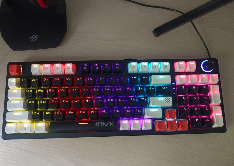 Продам игровую клавиатуру