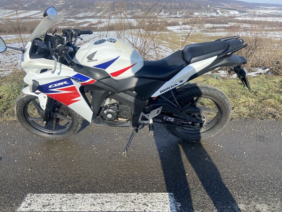 Vand Honda CBR125R