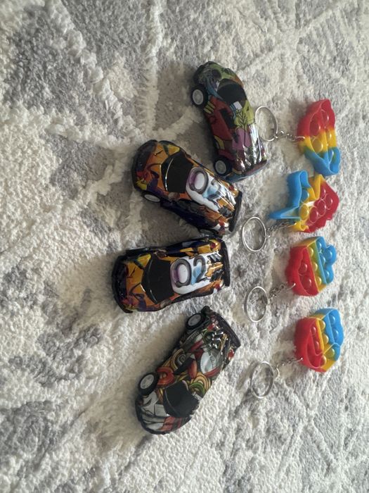 Игрушки/брелки Для детей