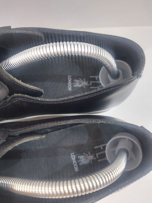 Мъжки елегантни, официални обувки FLY LONDON.Номер 44