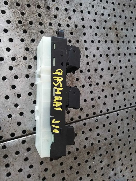 Bloc butoane geamuri electrice nissan qashqai j10