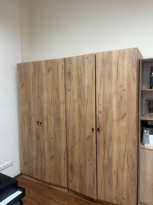 Шкаф, продам 3 шкафа в отличном состоянии, есть торг