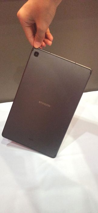 Samsung Tab S6 lite